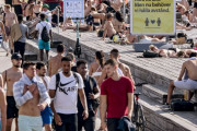 海外「スウェーデンのコロナ対策は何も得るものがなかった。感染者は増えるし、経済的にも落ち込んでいる」