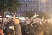 ムスリム移民「ドイツはイスラム国家になれ！」 ドイツで数千人のムスリムがデモ行進。シャリア法の導入を求める