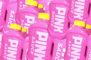 TikTokerが安全性不明の「ピンクソース」を販売→ 食べて病院送りになるユーザー現るｗｗｗｗ