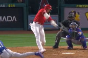 大谷、オープン戦3号HR！！　海外「彼が打席に入るときのオベーションを聞いてくれ」「ホームもアウェーも関係なく、誰もが彼を応援してる」「彼のような選手はもう現れない」