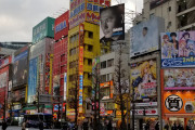 海外「秋葉原では黒歴史を100円で消してくれるらしい」（海外の反応）
