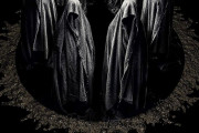 【海外】BABYMETALの「The One」「The Chosen Seven」「メタ太郎」「The Fox God」などの伝承
