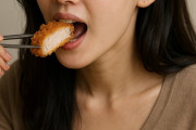 韓国人「韓国式デミグラスソースか日本式ロース＆ヒレか…とんかつを前に究極の選択を迫られた」→「贅沢な悩みだわ（ﾌﾞﾙﾌﾞﾙ」