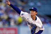 海外の反応     「どうしたんだ？」山本由伸、緊急降板！