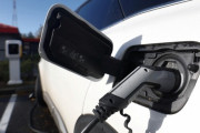韓国人「電気自動車は、内燃機関車より問題が79%多い事が判明‥」自動車ブランド信頼度調査でレクサスとトヨタが1、2位を占める　韓国の反応