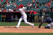 【海外の反応】「再起動！」大谷翔平、後半戦初アーチの34号2ラン＆快足内野安打のマルチ！チームは完敗