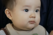 【海外の反応】「日本の問題はいずれ世界で起こる」日本の少子化。