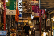 韓国人「味わい深い “夜の日本の飲み屋街” の様子がこちらです」「まるでドラマのワンシーンだ」