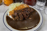 海外「日本のあの黒いカレー、家で再現できる？」神保町『キッチン南海』の味を巡る議論が白熱！