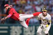 【海外の反応】日本一の二塁手が見せたファインプレーの瞬間【NPB】