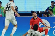 韓国人「韓国人が激怒！」中国より酷い非マナーサッカーのウズベキスタン‥韓国人選手が腹部や顎を殴られる　韓国の反応