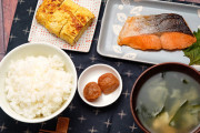 韓国人「日本人は毎朝をこれを食べているのですか？」日本の一般家庭で毎日出される『驚きの食文化』がこちらです‥