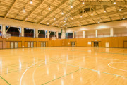 日本の学校では正座をして先生に礼をしないといけない（海外の反応）