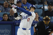 【海外の反応】大谷翔平の2度のタイムリーと56個目の盗塁で地区Ｖ王手【MLB】