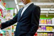 中国人「日本独特の面白い社会ルールがあったら教えて」　中国人「おしゃべりは違法」「店員さんが固まった」