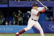 【海外の反応】村上宗隆が今季初打席で豪快2ラン【NPB】
