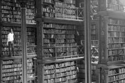1955年まで存在した取り壊し前の図書館が海外で話題に