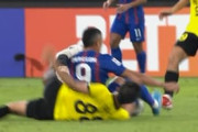 中国人「日本人の言う通り」広州FCがカンフーキックで一発退場のDFを即解雇！日本人のコメントが中国で話題に【海外の反応】