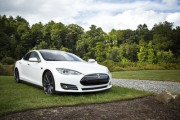 ソニーは電気自動車で成功できるのか？「ソニーを運転している、って言うようになるのかな？」「テスラに勝てるの？」海外の反応