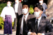 【韓国の反応】小泉など現職閣僚4年ぶりに靖国神社参拝…安倍は奉納…韓国人「日本は恥知らずな民族だ。」