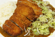 韓国人「日本人はカレーに酢をかけて食べるのですか？」韓国人が日本で見た衝撃的な食習慣がこちらです‥ﾌﾞﾙﾌﾞﾙ　韓国の反応