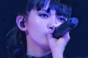 Su-METALとLiSAのボーカルコーチは一緒という話からJポップの話へ　【海外の反応】