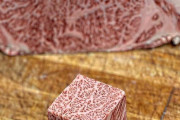 海外「神戸牛とすき焼きは、ほんとに言葉で表せないくらい素晴らしいよ」大理石のように見える牛肉が外国人の中で話題にｗｗｗ