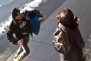 海外「カナダのバンクーバーで特に理由なく攻撃されるアジア人女性」