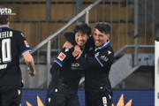 【ﾄﾞｲﾂの反応】「恐ろしい」奥川雅也、圧巻の4戦連続ゴール！現地サポから称賛続出！