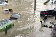 韓国人「韓国ソウルの大雨現場の写真を見てみよう」「なぜこんなことに？？？」