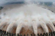 海外「今週ずっと三峡ダムの生放送を見てたんだが急に全ての放送が中断されたぞ」