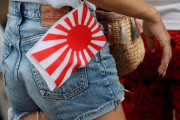 海外「なぜ欧米は日本の問題ばかりニュースで取り上げるんだ？」日本をネタにするとお金が稼げるんだよ、白人は『日本ならでは』が大好きだからね