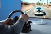 93歳でもレースゲーム！元タクシー運転手のおじいちゃんが海外番組で取り上げられる【海外の反応】