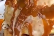 これは最高にスイートな朝食。朝からテンションあがるキャラメルパンケーキ。海外の反応