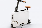 海外「ホンダの最新電動スクーター、モトコンパクトに乗ってみた！」ホンダが発売した新型スクーター、モトコンパクトに対する海外の反応