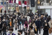 日本、最悪なコロナ拡大状況にも大雑把な社会距離確保・・・韓国の反応