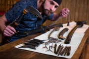 日本武器マスターの外国人が１０種の忍者武器を解説！！"NINJA"はやっぱり世界的にも人気！！