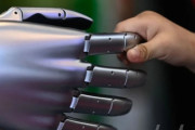 韓国人「ロボット強国日本がAIヒューマノイドブームで産業用ロボットにしがみつく理由とは？」→「日本のロボット戦略に驚いた‥」