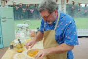 英料理番組「日本の蒸しパンを作ってください」→ 肉まんやカレーまんを作る人が相次ぎ”人種差別”とクレーム殺到