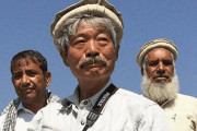 中村哲さんの葬儀に1300人参列、ひつぎにアフガン国旗（海外の反応）