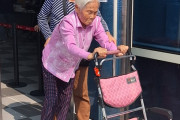 【"選挙に行かないと非国民"】韓国で121歳のおばあちゃも投票したのに...「選挙行かない人は何やってるんだ💢」