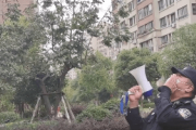 【中国の反応】いまだ各地でロックダウンの中国、住民たちにお巡りさんがとった行動が話題に