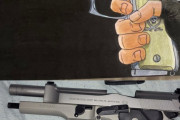 外国人「カッコいい漫画＆アニメの銃といえば何だろう？」