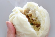 海外「日本の食べ物を見るとみんな興奮するよなｗｗｗ」セブンの中華まん食べ比べ動画に対する外国人のコメント