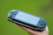 海外『もう日本語勉強した方が早いわ』英語化されないPSPの神ゲーたちに世界が共感