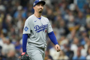 佐々木朗希がまさかの救援失敗もドジャースがブリュワーズに先勝して全米騒然！←「大谷は奮起を！」（海外の反応）