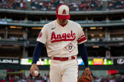 【海外の反応】大谷翔平の靴ひもの結び方を専門家が解析【NB】