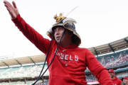 【海外の反応】大谷翔平さん、初回初球でいきなり第４４号ホームランを打ってしまう【速報】