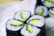 外国人「この寿司の存在意義って何？最も無価値な食べ物だ」