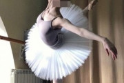 【悲報】ロシア人バレリーナ「韓国に来て毎日泣きながらご飯も食べられず、不安感で震えた」昼夜を問わず韓国人に脅迫され瀕死状態に‥　韓国の反応